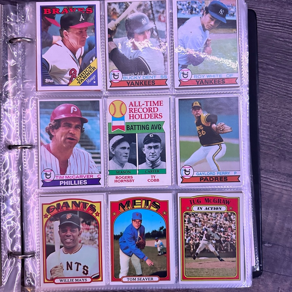 Trading cards - Picture 2 of 6